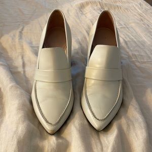 Taryn Rose white closed toe heels